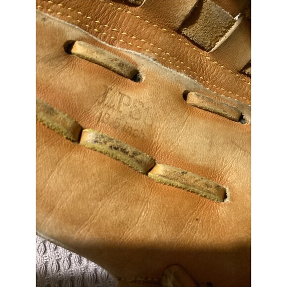 Louisville Slugger Leather 13.5" Softball Baseball Glove Right Hand Throw LPS8 - Picture 16 of 16